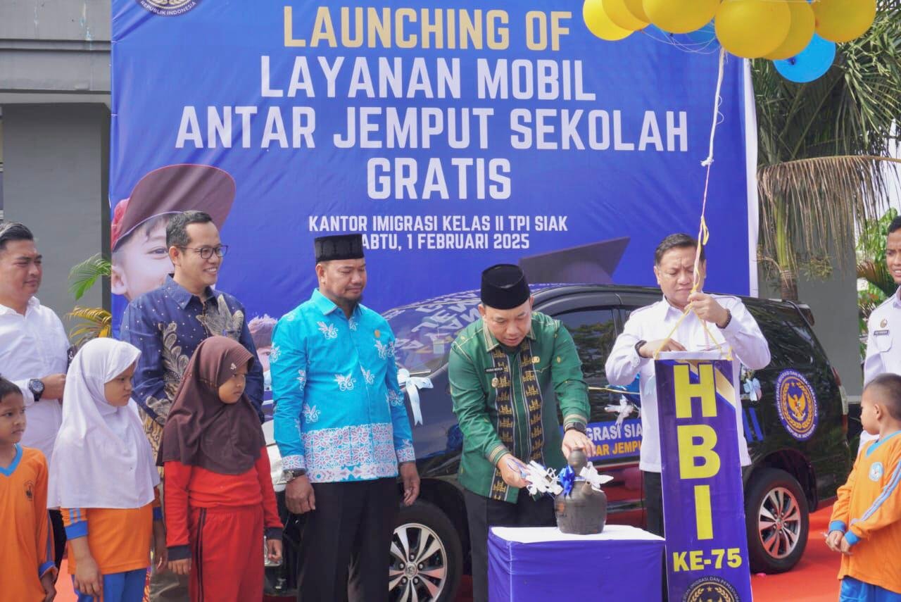 Imigrasi Siak Luncurkan Mobil Antar Jemput Sekolah Gratis