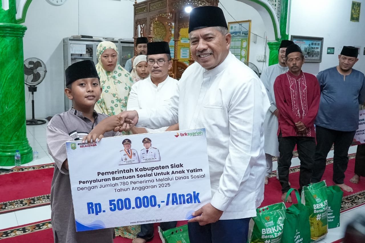 Alfedri Ajak Masyarakat Berzakat Saat Safari Ramadhan di Dusun Pusako